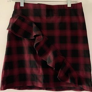 Burgundy and black plaid stretch skirt